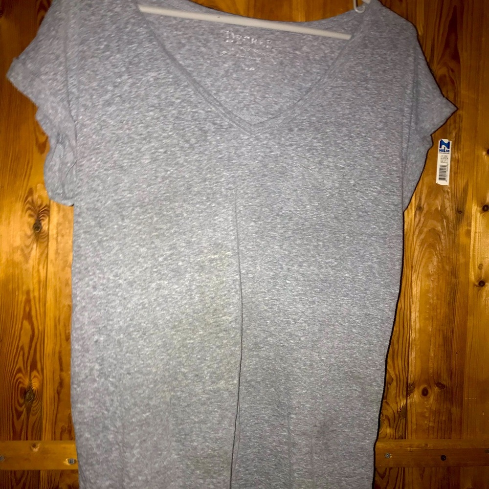 Decree grey shirt size medium